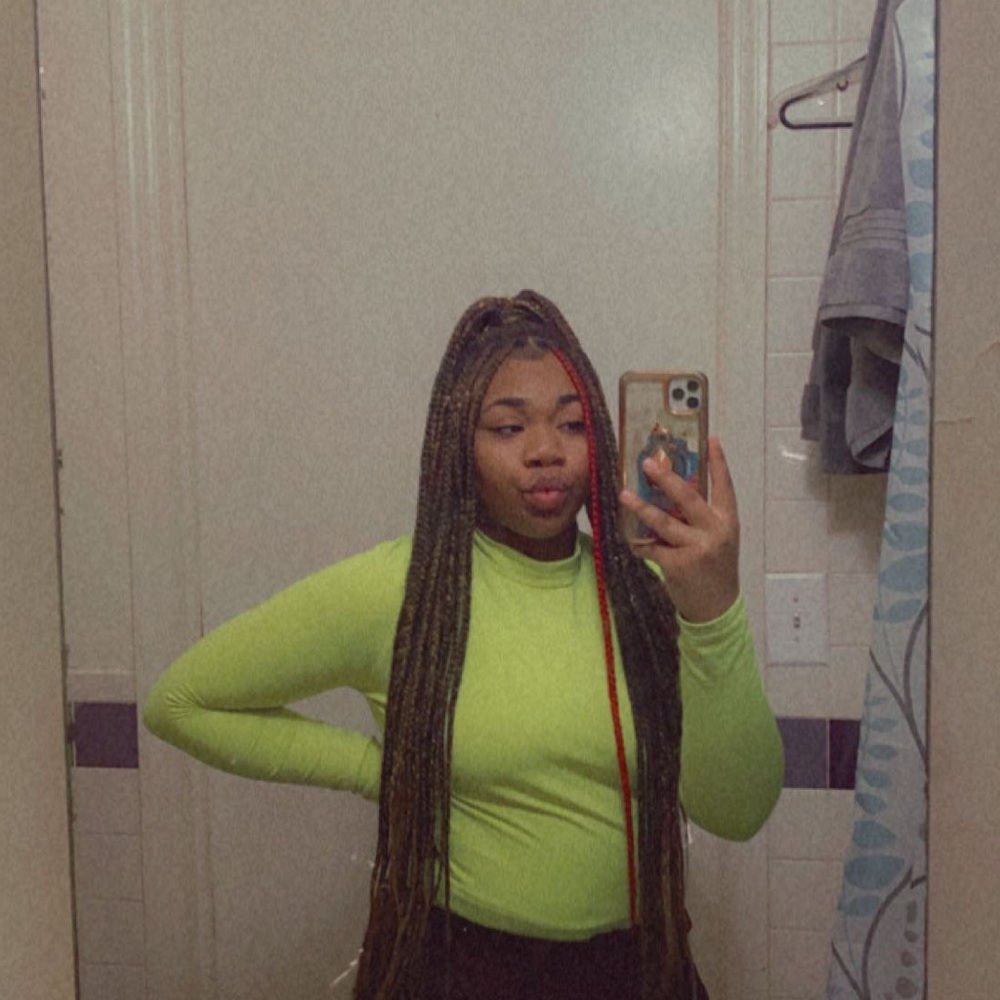 Meet your Posher, Isis